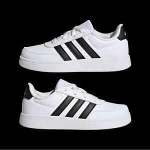 NIB adidas Breaknet Lifestyle Court
Cloud White Core Black (GS)
Size 6